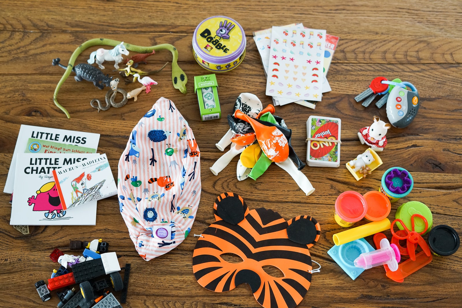 Ideen für Spielsachen für die Reise von Any Working Mom