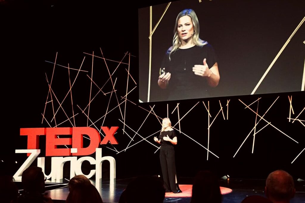 Andrea Jansen TedX-Talk: Die perfekte Mutter - sie muss weg. Denn mit ihr können wir nie Gleichstellung erreichen.
