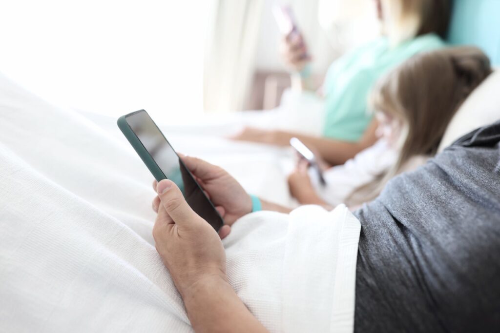 Von der digitalen Einkaufsliste über den Familienkalender bis zum Zyklustracker - die besten Apps, um den Familienalltag zu organisieren.