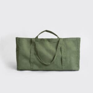Grosse ökologische Stofftasche aus Bio-Baumwolle, nachhaltig, robust und ideal für Einkäufe, Strandtage oder den Alltag. So grosse wie eine IKEA - Tasche.