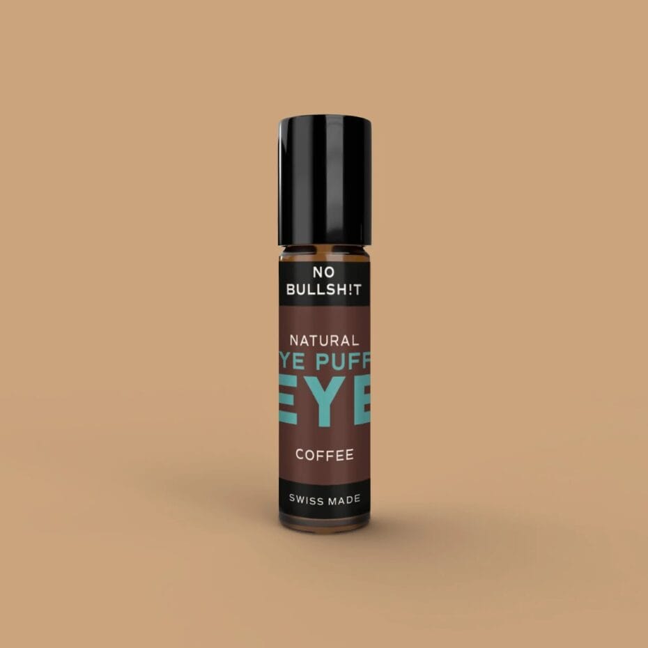 No Bullsh!t Bye Puffy Eye Augenroller in brauner Glasflasche mit schwarzem Deckel