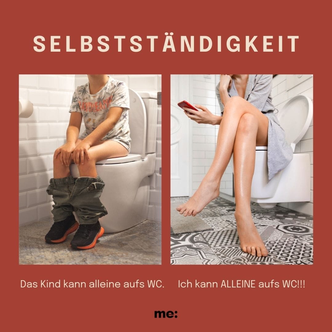 Kind sitzt alleine auf dem Klo. Mutter sitzt alleine mit Handy auf dem Klo. Kindergarten-Voraussetzungen vs. Eltern-Benefits.