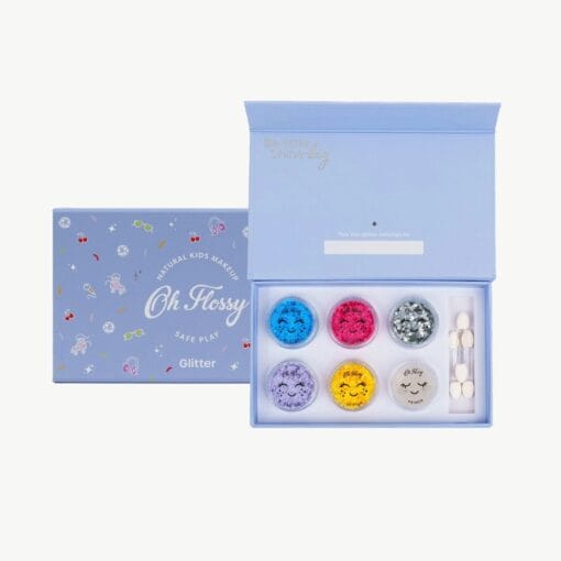 Bio Glitzer von Oh Flossy – sicher für Kinder, pflanzenbasiert und biologisch abbaubar. Perfekt für kreative Schminklooks & Kinderpartys. Passt ideal zu Face Paint & Badebomben.