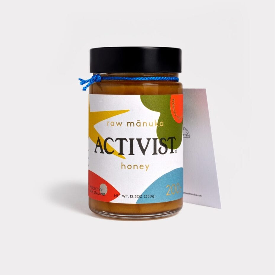 Activist Manuka for Munchkins 200+ MGO – roher Manuka-Honig für Kinder mit mindestens 200 mg MGO/kg. Unterstützt das Immunsystem und die Verdauung. Ideal für die tägliche Ernährung.