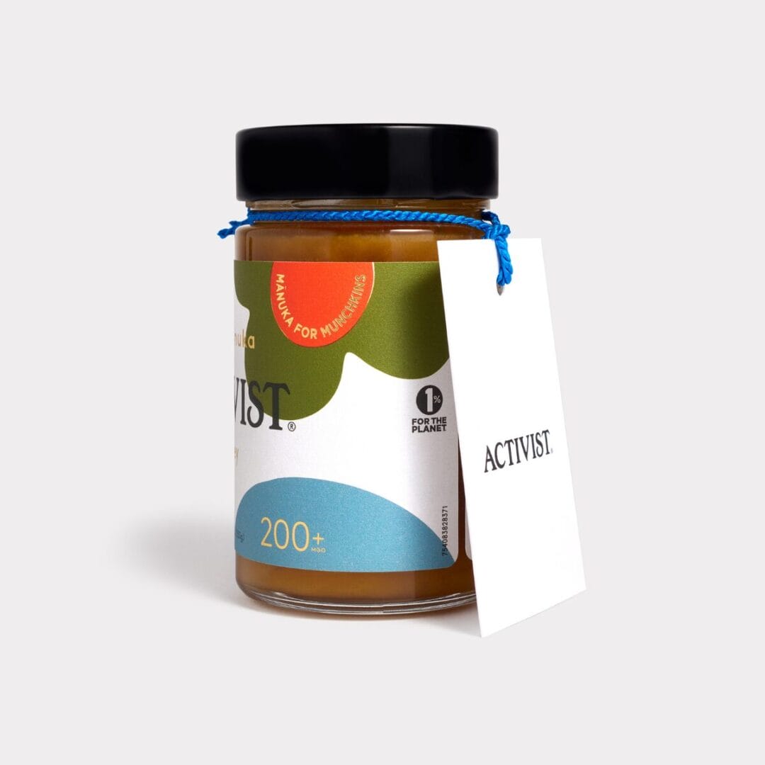 Activist Manuka for Munchkins 200+ MGO – roher Manuka-Honig für Kinder mit mindestens 200 mg MGO/kg. Unterstützt das Immunsystem und die Verdauung. Ideal für die tägliche Ernährung.