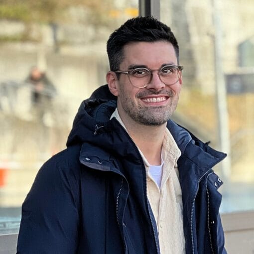 Alex Vogel (35) aus Zürich spricht im Interview über seine Vaterrolle und sein Burn-out kurz nach der Geburt seines ersten Kindes.