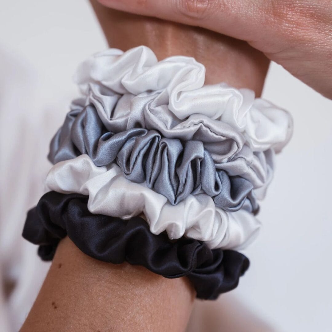 Scunchies aus Seide von Emyli's Pillow