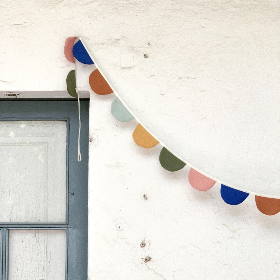 Bio-Baumwoll-Girlande Verbena von Monocrom für Geburtstage und andere Feste