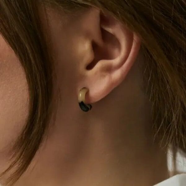 Ohrringe von Sasstie aus Cellulose-Acetat