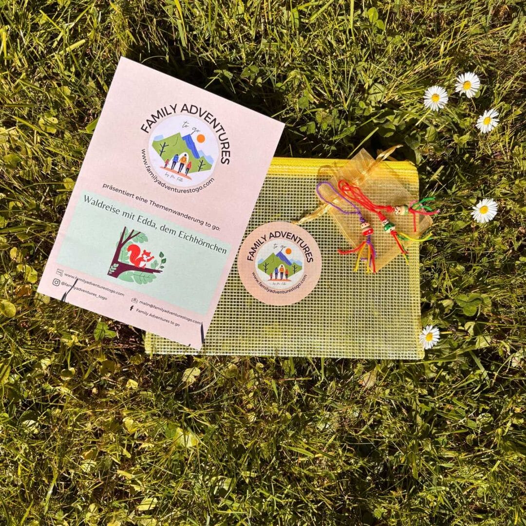 Inhalt Steinbock Andri: Broschüre, acht Tier-Anhänger und Glückspüppchen