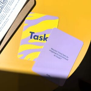 Ask & Task Friends Edition – alle Karten ausgebreitet