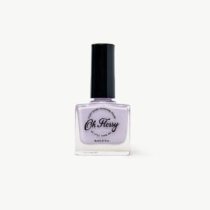 Mini-Maniküre-Set im Lebkuchenhaus-Look: fliederfarbener Kinder-Nagellack, acetonfreie Entferner-Tücher und Mini-Polierfeile. Vegan, ab 3 Jahren.
